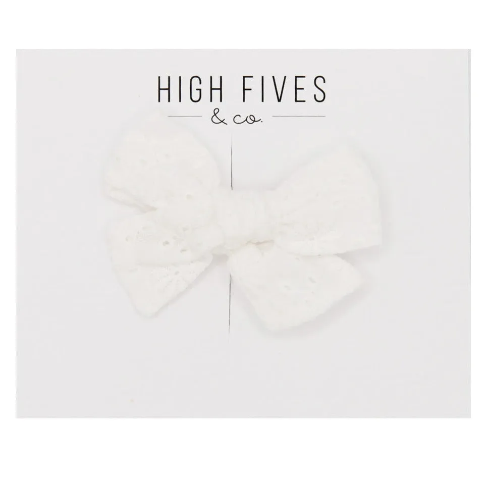 Eyelet Bow Clip