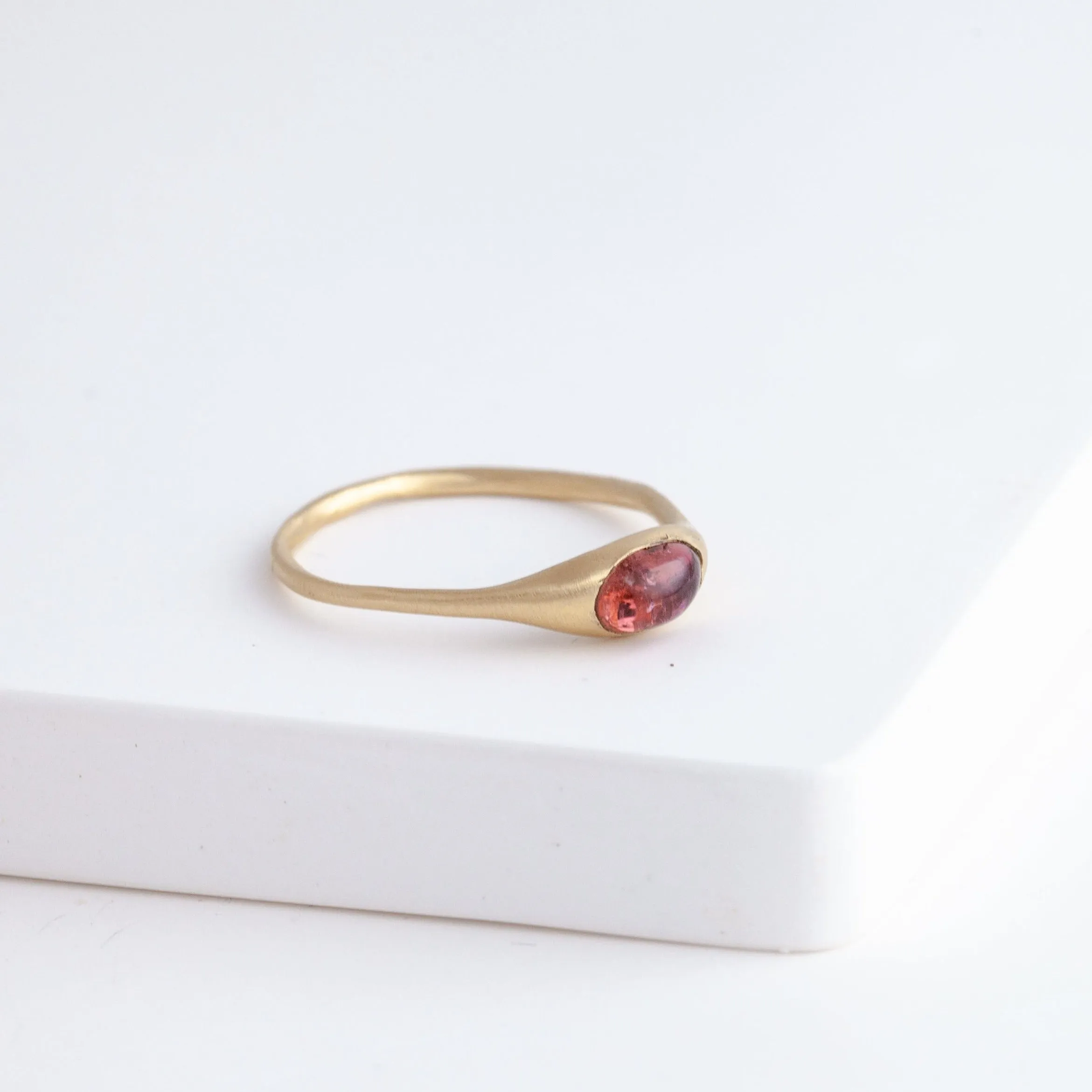 Yui pink tourmaline ring