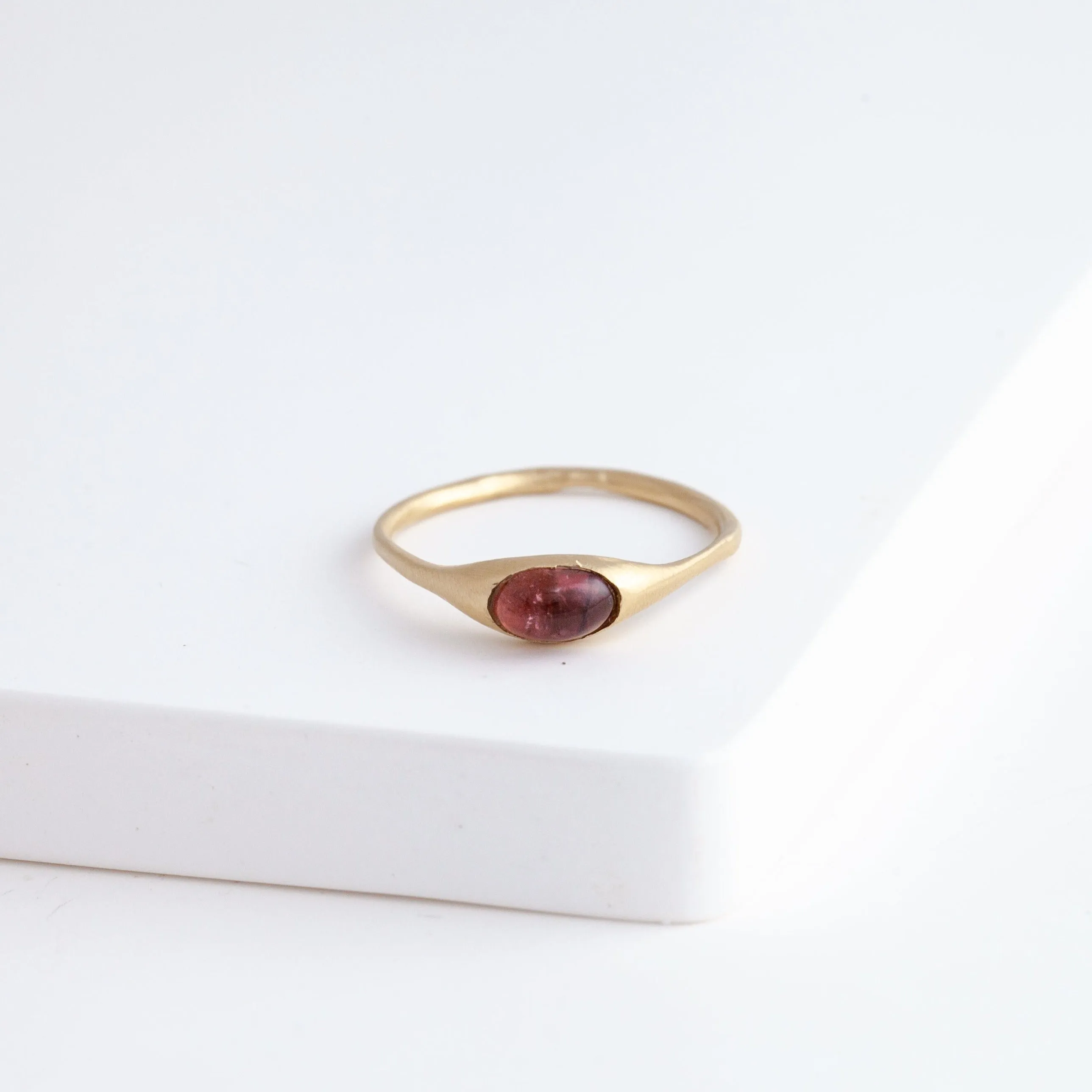 Yui pink tourmaline ring